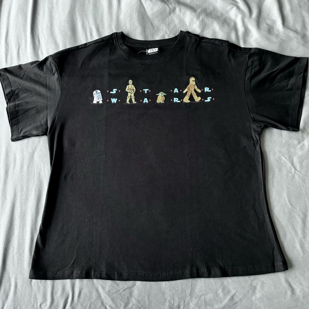 Star Wars Her Universe line up shirt